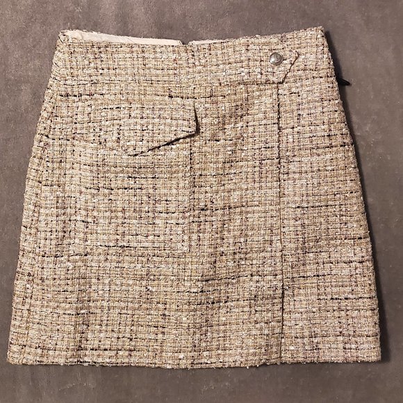 Women's Tweed Pocket Mini Skirt - Picture 5 of 10